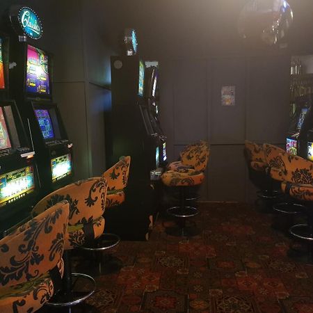 Hotel Kerwick Redbank Экстерьер фото